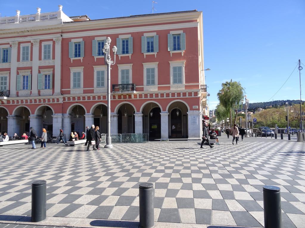 Studio Sur Place Massena *